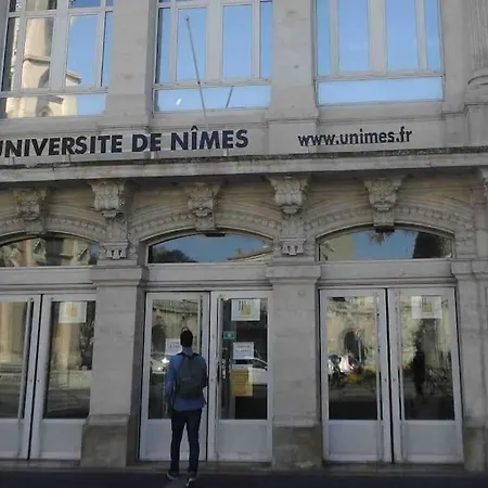 Escapade Nimoise - Centre -clim-wifi-netflix Apartment