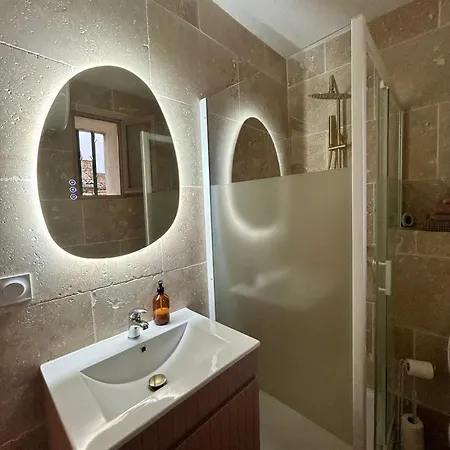 Apartment Escapade Nimoise - Centre -clim-wifi-netflix