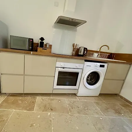Escapade Nimoise - Centre -clim-wifi-netflix Apartment